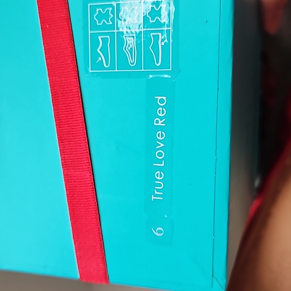 True Love Red Tieks - Picture 7 of 7